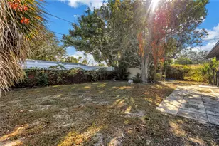 5630 6th St S, Saint Petersburg, FL 33705 - Photo 31