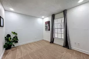 21027 Voyager Blvd, Land O Lakes, FL 34638 - Photo 17