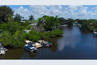 Tennessee Avenue, Crystal Beach, FL 34681 - Photo 9