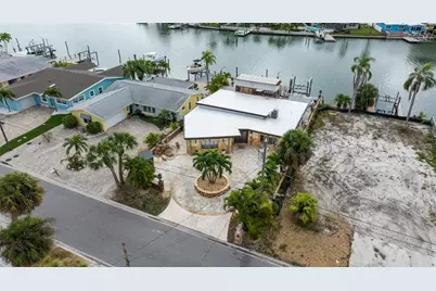 357 La Hacienda Drive, Indian Rocks Beach, FL 33785 - Photo 57