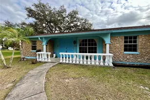 6604 Flicker Ct, Seffner, FL 33584 - Photo 3