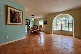 6604 Flicker Ct, Seffner, FL 33584 - Photo 5