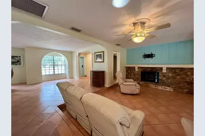 6604 Flicker Court, Seffner, FL 33584 - Photo 9