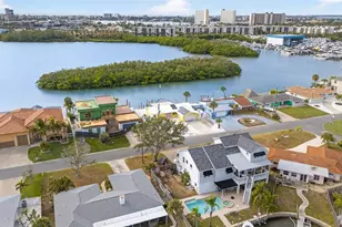 1421 Sea Gull Dr S, Saint Petersburg, FL 33707 - Photo 63