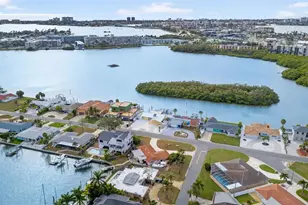 1421 Sea Gull Dr S, Saint Petersburg, FL 33707 - Photo 71