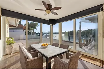 1421 Sea Gull Drive S, Saint Petersburg, FL 33707 - Photo 13