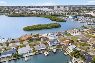 1421 Sea Gull Dr S, Saint Petersburg, FL 33707 - Photo 73