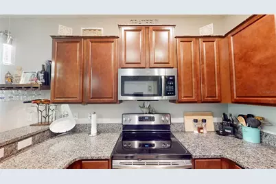 9776 Pembrooke Pines Drive, Sun City Center, FL 33573 - Photo 19