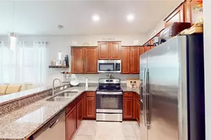 9776 Pembrooke Pines Dr, Sun City Center, FL 33573 - Photo 15