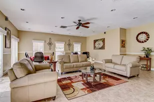 1403 Arrowhead Cir W, Clearwater, FL 33759 - Photo 37