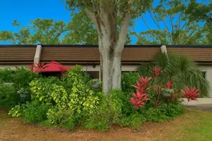 1403 Arrowhead Cir W, Clearwater, FL 33759 - Photo 27