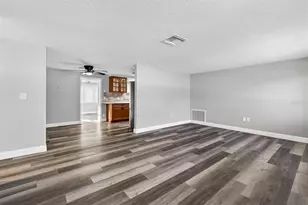 11623 Alpine Pkwy, Port Richey, FL 34668 - Photo 5