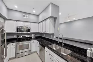 2010 E Palm Ave, Tampa, FL 33605 - Photo 5