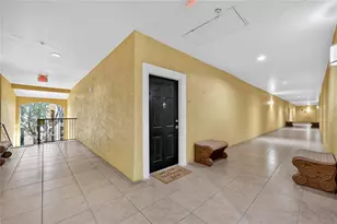 2010 E Palm Ave, Tampa, FL 33605 - Photo 3