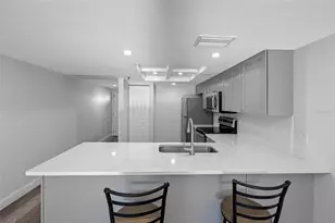 14001 Gulf Blvd, Madeira Beach, FL 33708 - Photo 15