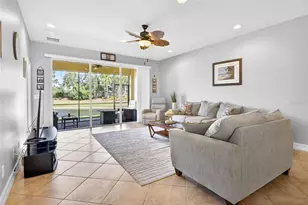 15652 Aurora Lake Cir, Wimauma, FL 33598 - Photo 9