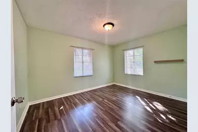 762 Paris Avenue S, Saint Petersburg, FL 33701 - Photo 15