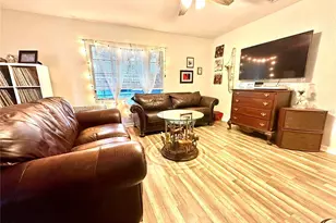 762 Paris Ave S, Saint Petersburg, FL 33701 - Photo 9