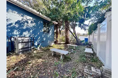 762 Paris Avenue S, Saint Petersburg, FL 33701 - Photo 29