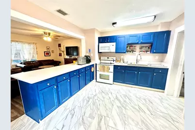 762 Paris Avenue S, Saint Petersburg, FL 33701 - Photo 11