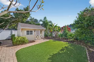 1609 Shady Leaf Dr, Valrico, FL 33596 - Photo 3