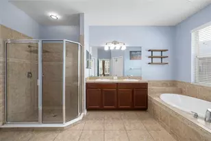 17425 New Cross Cir, Lithia, FL 33547 - Photo 23