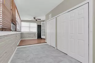 1201 53rd Ave N, Saint Petersburg, FL 33703 - Photo 13