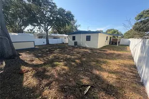 5210 S Zion St, Tampa, FL 33611 - Photo 5