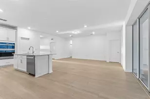 9736 Autumn Rdg Ave, Riverview, FL 33578 - Photo 5