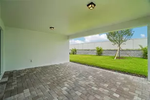 9736 Autumn Rdg Ave, Riverview, FL 33578 - Photo 25