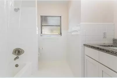 29 Golf View Circle NE, Winter Haven, FL 33881 - Photo 11