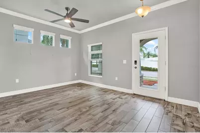 10560 Lake Seminole Terrace, Seminole, FL 33772 - Photo 11