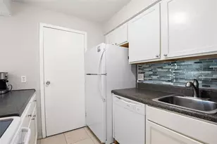 4215 E Bay Dr, Clearwater, FL 33764 - Photo 9