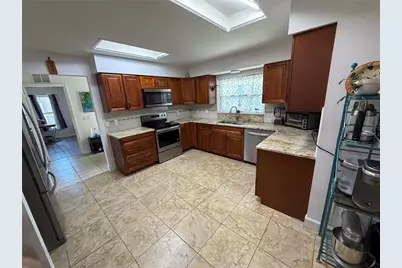 17512 Brandywine Drive, Lutz, FL 33549 - Photo 9