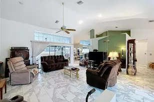 9276 Ashley Dr, Weeki Wachee, FL 34613 - Photo 9