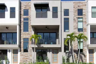 6365 1st Ave S, Saint Petersburg, FL 33707 - Photo 1