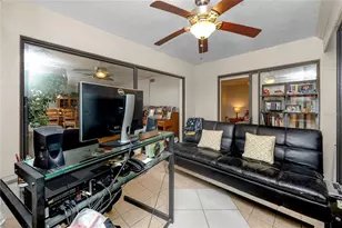 2737 Enterprise Rd E, Clearwater, FL 33759 - Photo 21