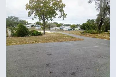 8116 Weeping Willow Street, Brooksville, FL 34613 - Photo 29