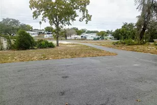 8116 Weeping Willow St, Brooksville, FL 34613 - Photo 29