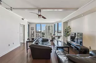 1 Beach Dr SE, Saint Petersburg, FL 33701 - Photo 3