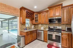 12406 Forest Ln Dr, Tampa, FL 33624 - Photo 15