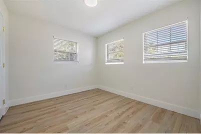 4323 S Lois Avenue, Tampa, FL 33611 - Photo 17