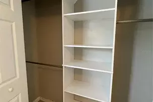 7218 E Bank Dr, Tampa, FL 33617 - Photo 11