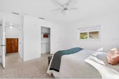 7095 40th Avenue N, Saint Petersburg, FL 33709 - Photo 7