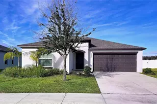 6557 Bar S Bar Trl, Zephyrhills, FL 33541 - Photo 5