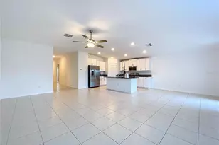 6557 Bar S Bar Trl, Zephyrhills, FL 33541 - Photo 15