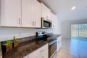 6557 Bar S Bar Trl, Zephyrhills, FL 33541 - Photo 29