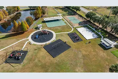 31403 Bridgegate Drive, Wesley Chapel, FL 33545 - Photo 59