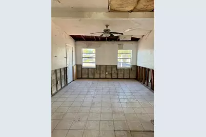 310 79th Avenue, Saint Pete Beach, FL 33706 - Photo 17