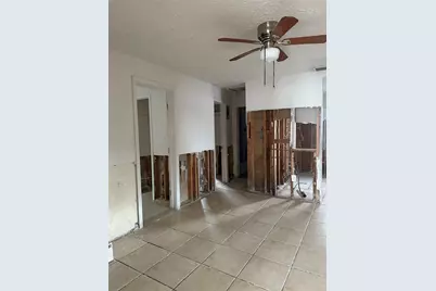 310 79th Avenue, Saint Pete Beach, FL 33706 - Photo 9